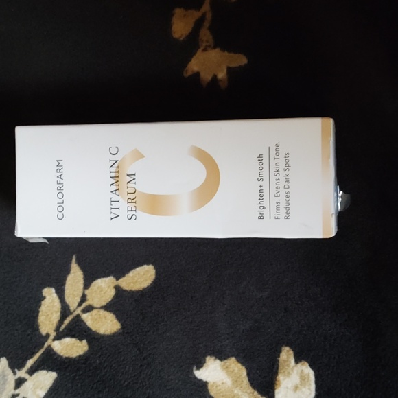 Color farm vitamin C Serum brighten + smooth - Picture 14 of 16